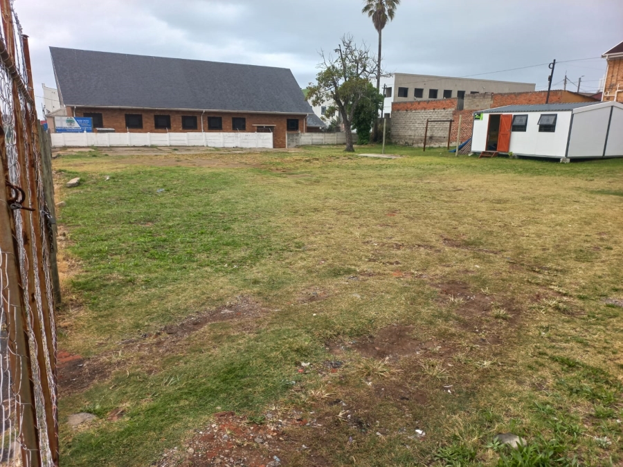 13 Bedroom Property for Sale in Quigney Eastern Cape